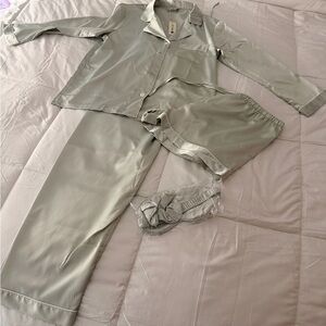 Satin Pajama Set with Headband - Light Sage